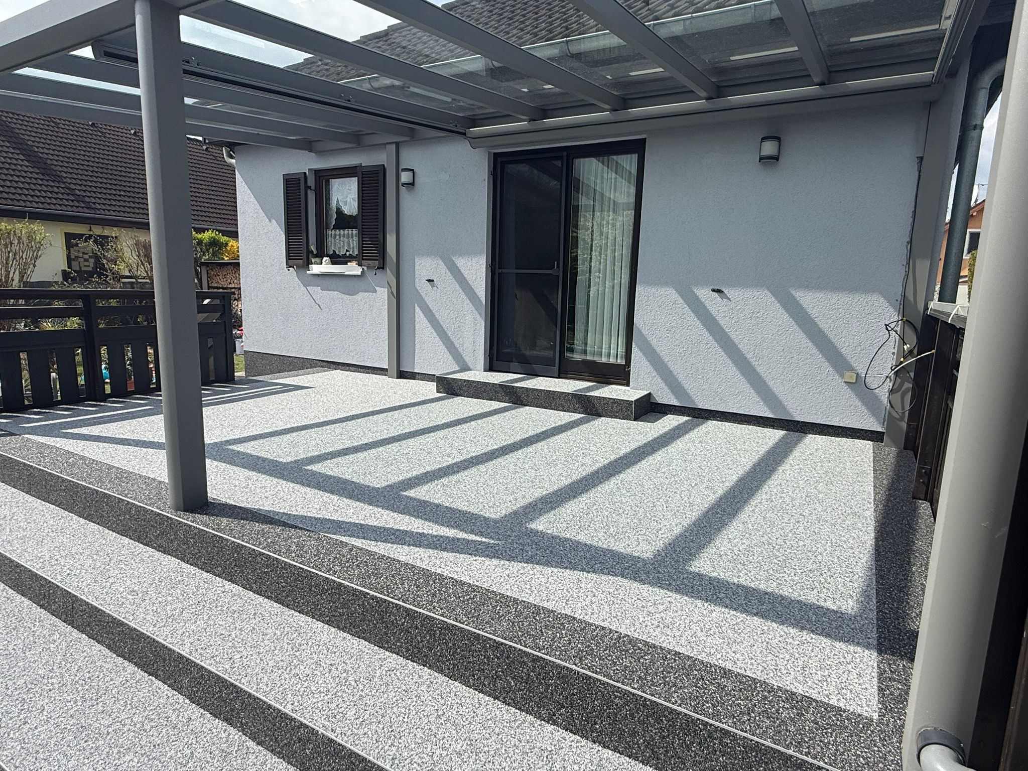 Steinteppich Terrasse Österreich rutschfest